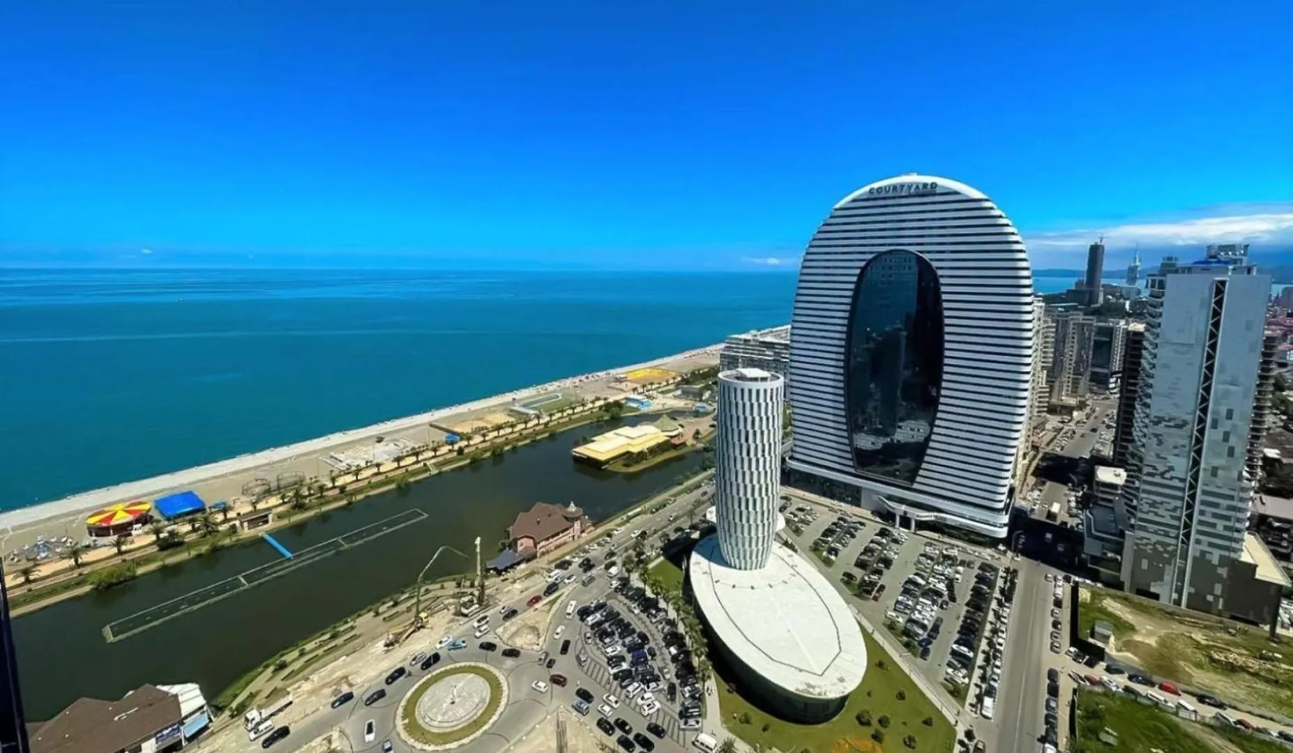 شقة فندقية الشقق الفندقية Azure Horizon باتومي