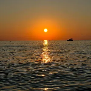 Elegance Sea View In Orbi City شقة فندقية